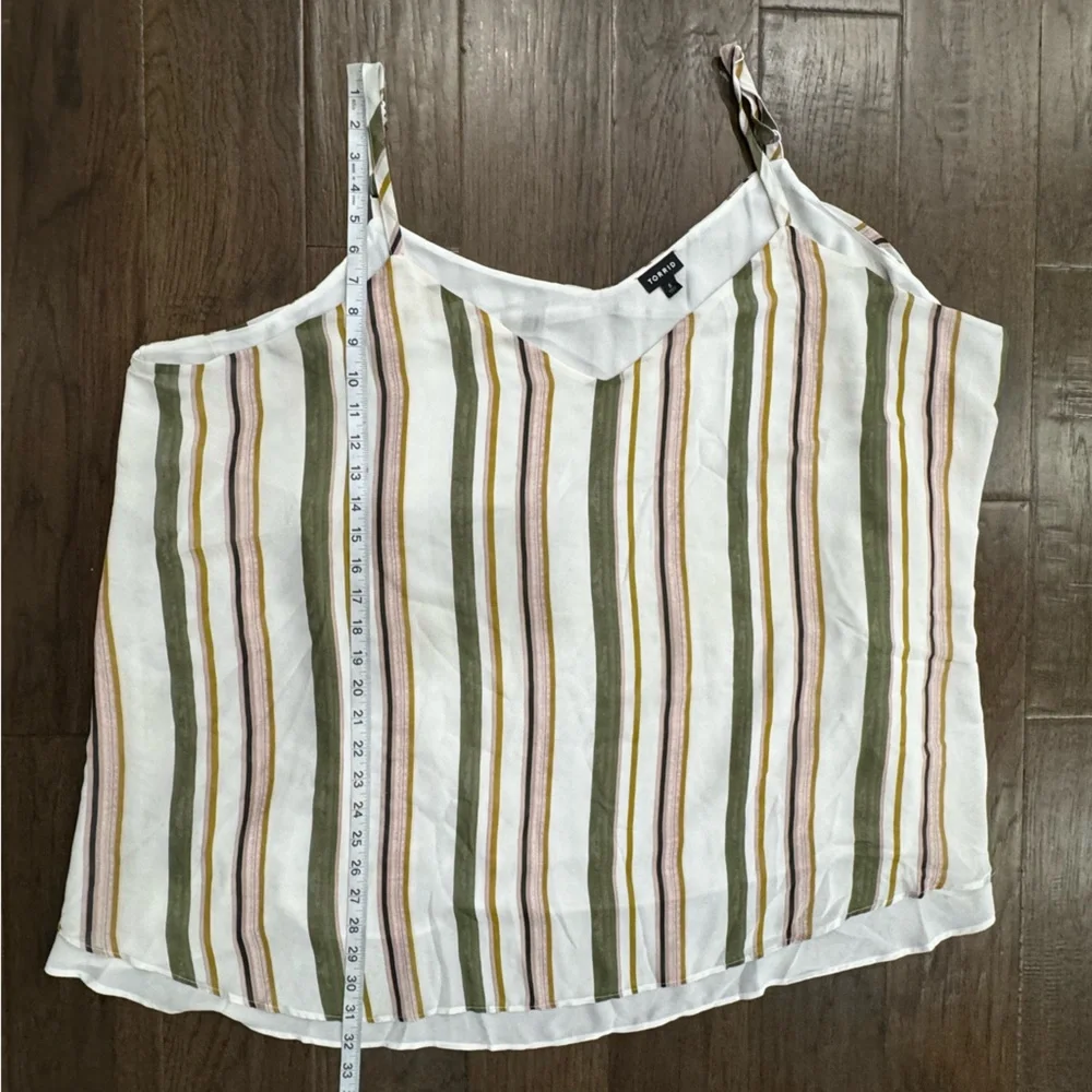 Torrid Tank Top - Picture 7 of 9